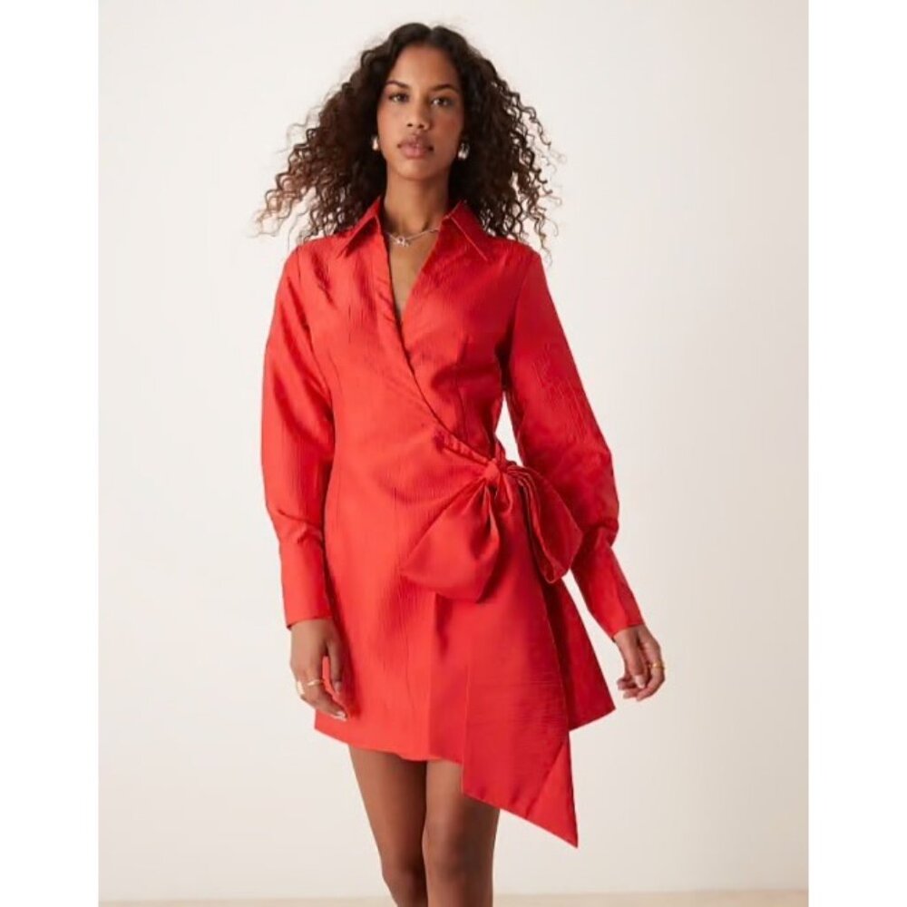 Ghospell Taffeta Wrap-Style Mini Dress With Tie Waist‎ & Long Sleeves M+